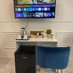 Domus Luigi Leone 2 3* Neapel