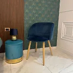 Domus Luigi Leone 2 3*