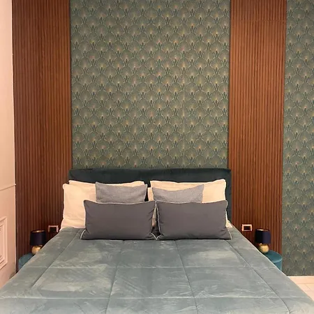 Domus Luigi Leone 2 B&B 나폴리