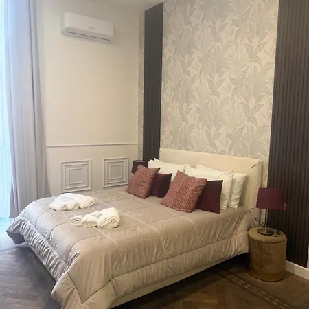 Domus Luigi Leone 2 Bed & Breakfast 3*