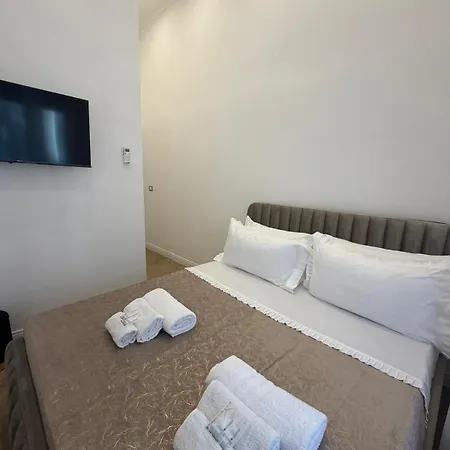 Domus Luigi Leone 2 Panzió Nápoly