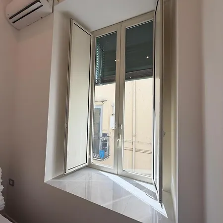 Bed & Breakfast Domus Luigi Leone 2