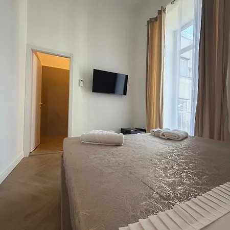 Domus Luigi Leone 2