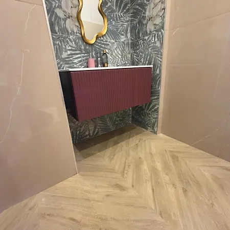 فندق مبيت وإفطار Domus Luigi Leone 2 نابولي