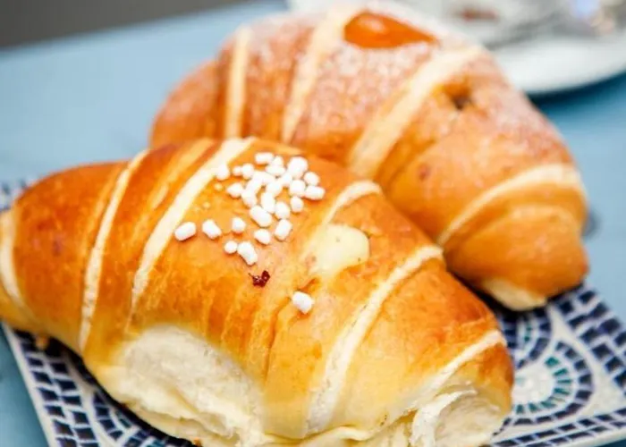 Domus Luigi Leone 2 Bed & Breakfast