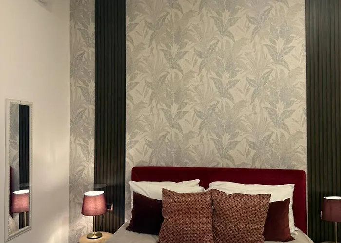 Bed & Breakfast Domus Luigi Leone 2 3*