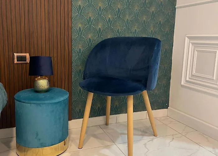 Domus Luigi Leone 2 3*