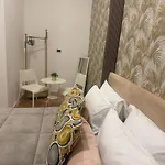 Bed & Breakfast Domus Luigi Leone 2